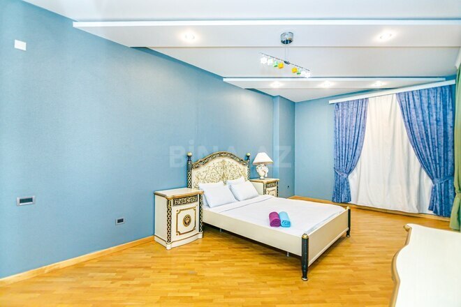 İcarəyə verilir 3 otaqlı yeni tikili 190 m², 28 May m., photo 3 from 32
