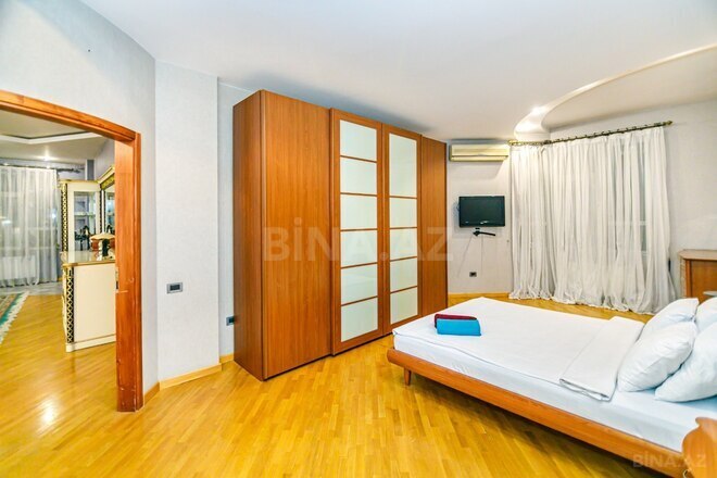 İcarəyə verilir 3 otaqlı yeni tikili 190 m², 28 May m., photo 6 from 32