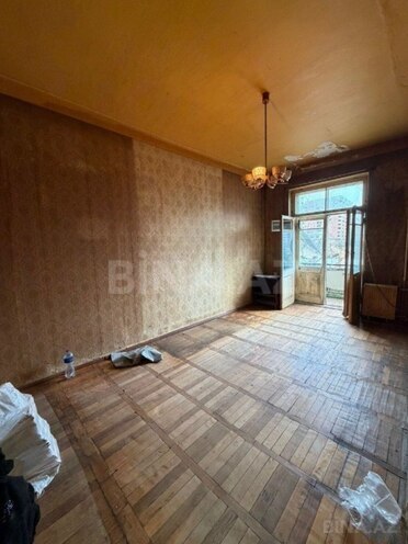 Satılır 2 otaqlı köhnə tikili 68 m², Nəsimi r., photo 1 from 11