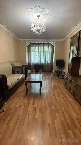 İcarəyə verilir 3 otaqlı köhnə tikili 80 m², Yasamal r., photo 3 from 17