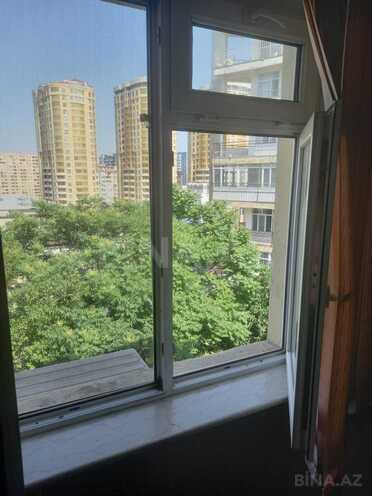 Продаётся 1-комн. вторичка 33 м², м. Низами, photo 7 from 8