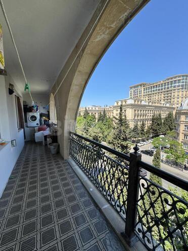 Satılır 3 otaqlı köhnə tikili 80 m², Nizami m., photo 12 from 18