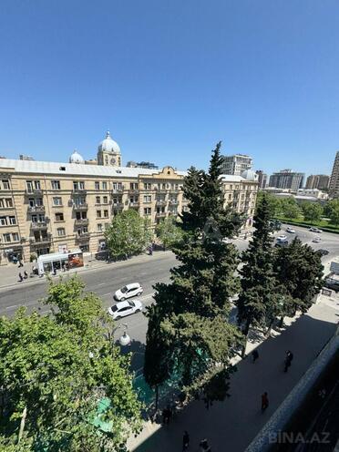 Satılır 3 otaqlı köhnə tikili 80 m², Nizami m., photo 11 from 18
