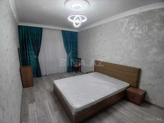 Сдаётся 3-комн. вторичка 85 м², м. Кара Караев, photo 1 from 25