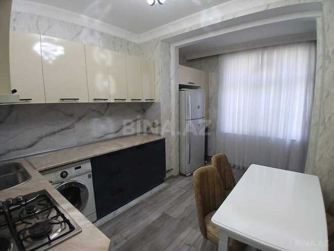 Сдаётся 3-комн. вторичка 85 м², м. Кара Караев, photo 15 from 25