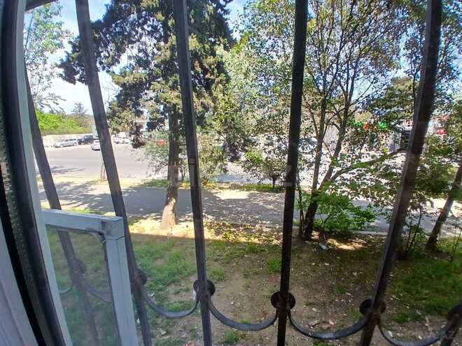 Сдаётся 3-комн. вторичка 85 м², м. Кара Караев, photo 24 from 25