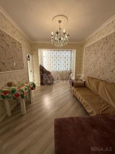 Satılır 3 otaqlı köhnə tikili 70 m², Memar Əcəmi m., photo 1 from 9