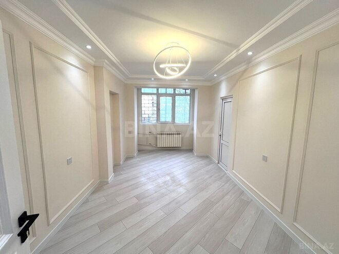 Продаётся 4-комн. вторичка 110 м², м. Халглар Достлугу, photo 1 from 25