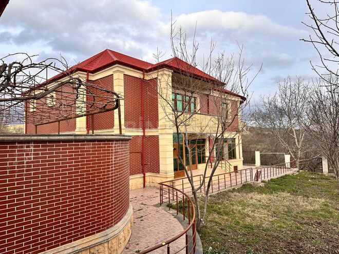 Продаётся 8-комн. дом/дача 250 м², photo 6 from 10