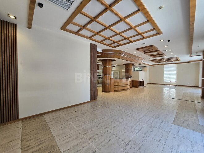 İcarəyə verilir  obyekt 220 m², 28 May m., photo 1 from 16