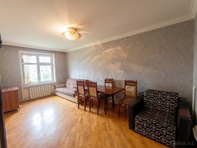 Satılır 3 otaqlı köhnə tikili 85 m², Yeni Günəşli q., photo 1 from 11