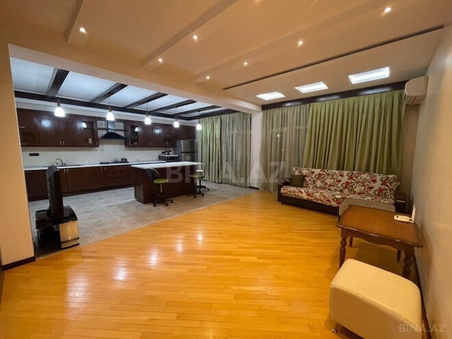 Satılır 3 otaqlı yeni tikili 140 m², 8 Noyabr m., photo 1 from 17