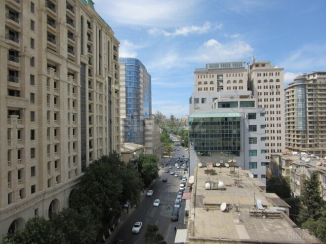 Satılır 2 otaqlı yeni tikili 85 m², Nizami m., photo 1 from 9