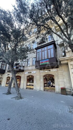 Satılır 4 otaqlı köhnə tikili 125 m², Sahil m., photo 4 from 25