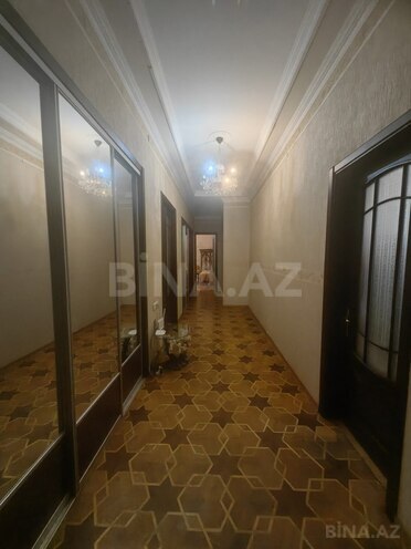 Satılır 4 otaqlı köhnə tikili 125 m², Sahil m., photo 10 from 25