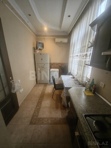 Satılır 4 otaqlı köhnə tikili 125 m², Sahil m., photo 13 from 25