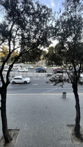 Satılır 4 otaqlı köhnə tikili 125 m², Sahil m., photo 22 from 25