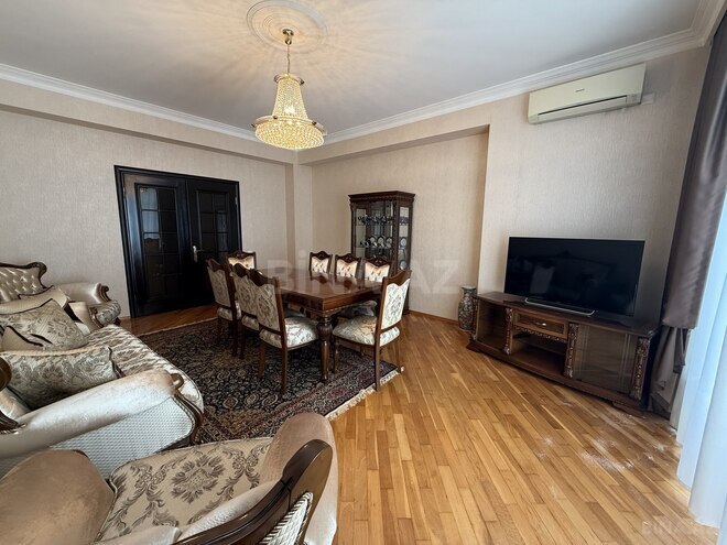 Продаётся 3-комн. новостройка 130 м², Насиминский  р., photo 13 from 32