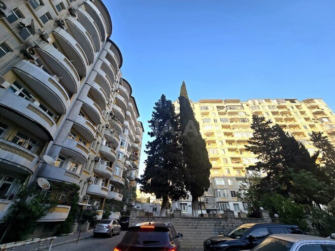 Satılır 3 otaqlı yeni tikili 135 m², Həzi Aslanov m., photo 1 from 18