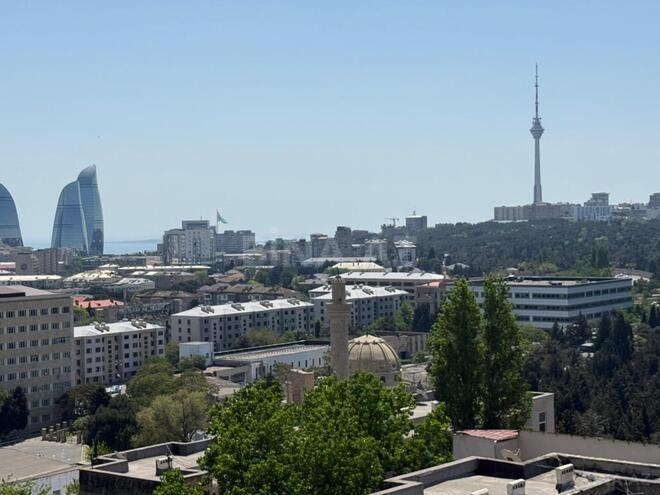 Продаётся 4-комн. вторичка 81.6 м², м. Элмляр Академиясы, photo 19 from 30