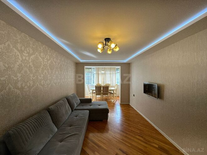 Satılır 3 otaqlı köhnə tikili 80 m², Neftçilər m., photo 1 from 18