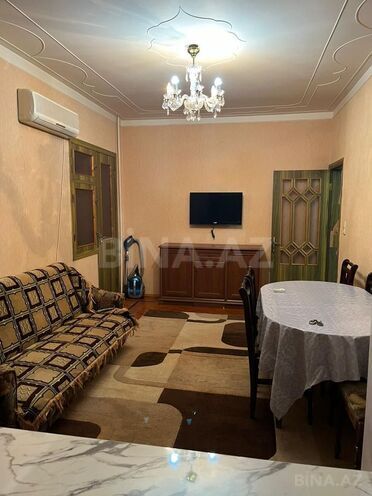 Satılır 2 otaqlı köhnə tikili 55 m², Azadlıq Prospekti m., photo 1 from 8