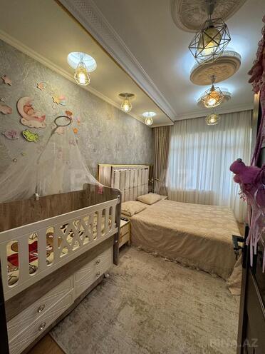 Satılır 2 otaqlı köhnə tikili 60 m², Bakıxanov q., photo 1 from 22