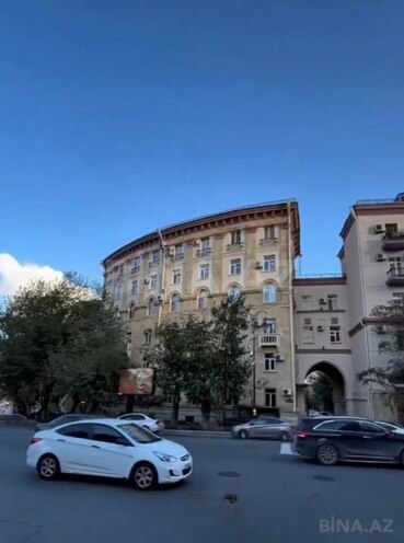 Satılır 2 otaqlı köhnə tikili 60 m², Nizami m., photo 10 from 11