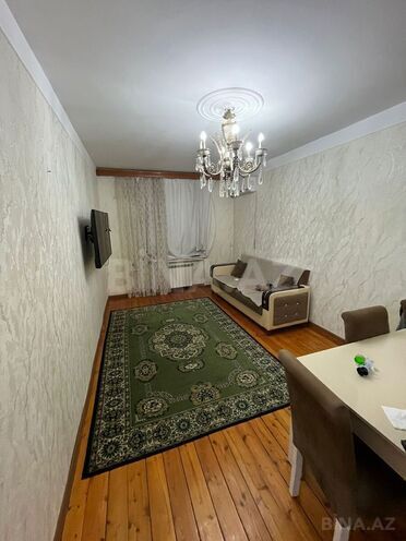 Satılır 3 otaqlı köhnə tikili 75 m², Xalqlar Dostluğu m., photo 1 from 11