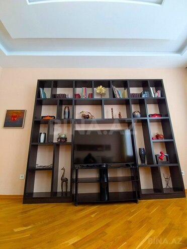 İcarəyə verilir 4 otaqlı köhnə tikili 135 m², İçəri Şəhər m., photo 4 from 32