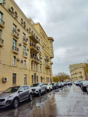 İcarəyə verilir 4 otaqlı köhnə tikili 135 m², İçəri Şəhər m., photo 31 from 32