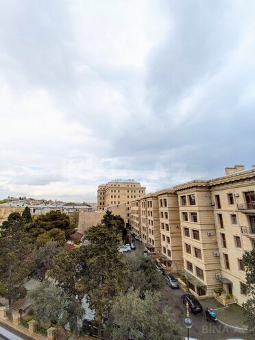 İcarəyə verilir 4 otaqlı köhnə tikili 135 m², İçəri Şəhər m., photo 27 from 32