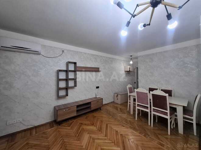 Satılır 2 otaqlı köhnə tikili 40 m², İnşaatçılar m., photo 7 from 14