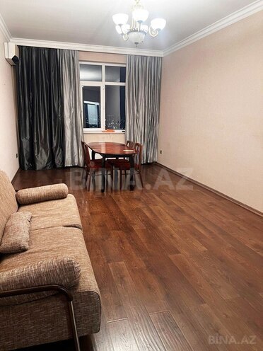 İcarəyə verilir 2 otaqlı köhnə tikili 90 m², 9-cu mikrorayon q., photo 3 from 12