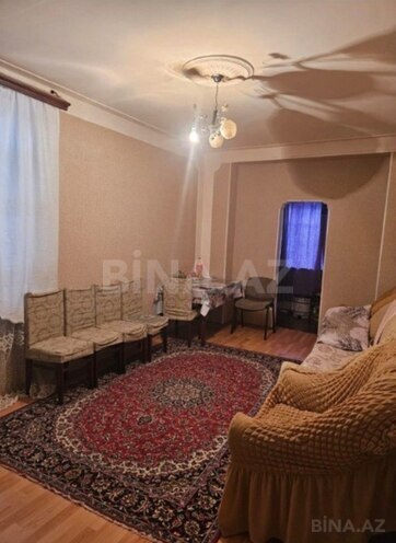 Продаётся 2-комн. вторичка 30 м², м. Нефтчиляр, photo 3 from 7