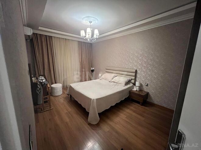 Satılır 4 otaqlı köhnə tikili 120 m², photo 1 from 11