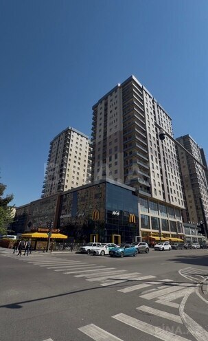 Продаётся 4-комн. новостройка 190 м², Насиминский  р., photo 1 from 11