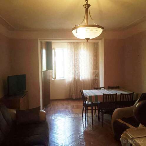 İcarəyə verilir 2 otaqlı köhnə tikili 70 m², Nərimanov r., photo 6 from 14