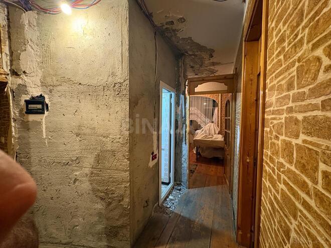 Satılır 2 otaqlı köhnə tikili 68 m², Həzi Aslanov m., photo 4 from 10