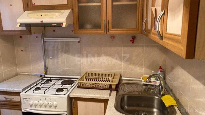 Satılır 1 otaqlı köhnə tikili 40 m², Elmlər Akademiyası m., photo 5 from 7