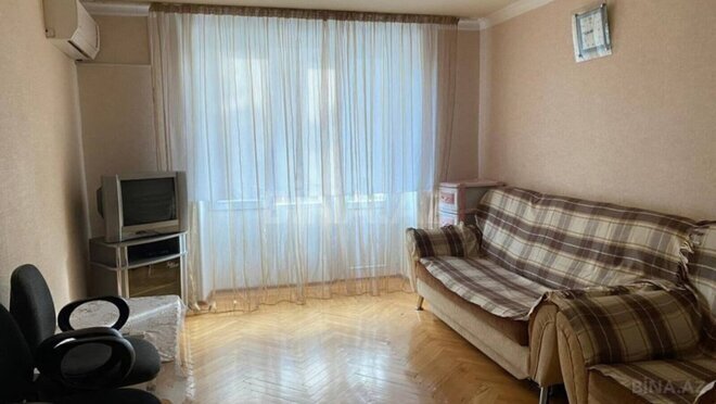 Satılır 1 otaqlı köhnə tikili 40 m², Elmlər Akademiyası m., photo 3 from 7