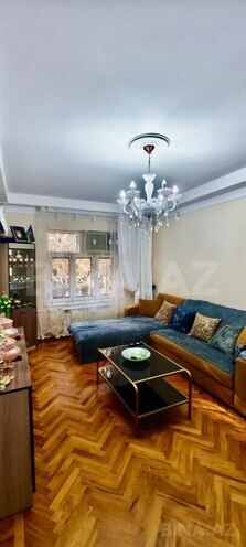 Satılır 3 otaqlı köhnə tikili 70 m², İnşaatçılar m., photo 1 from 22