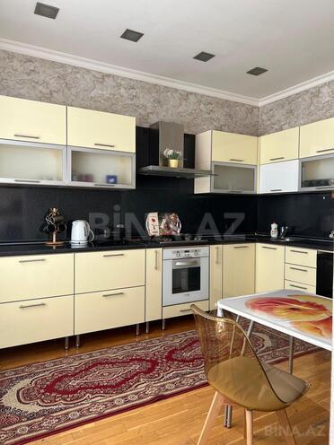 Сдаётся 3-комн. новостройка 185 м², м. 28 мая, photo 8 from 21