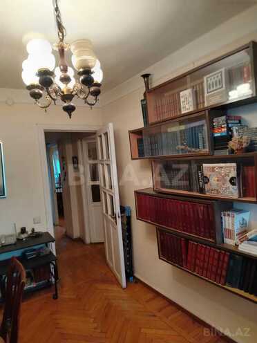 Satılır 3 otaqlı köhnə tikili 70 m², Nizami m., photo 12 from 23