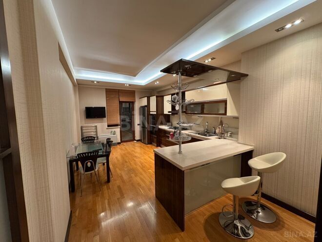 Продаётся 4-комн. новостройка 222 м², м. Элмляр Академиясы, photo 10 from 30