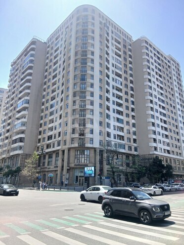 Продаётся 4-комн. новостройка 222 м², м. Элмляр Академиясы, photo 29 from 30