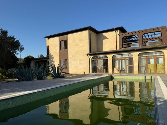 Satılır 7 otaqlı həyət evi/bağ evi 750 m², Şüvəlan q., photo 1 from 31
