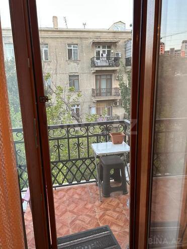 Satılır 2 otaqlı köhnə tikili 55 m², Elmlər Akademiyası m., photo 15 from 19