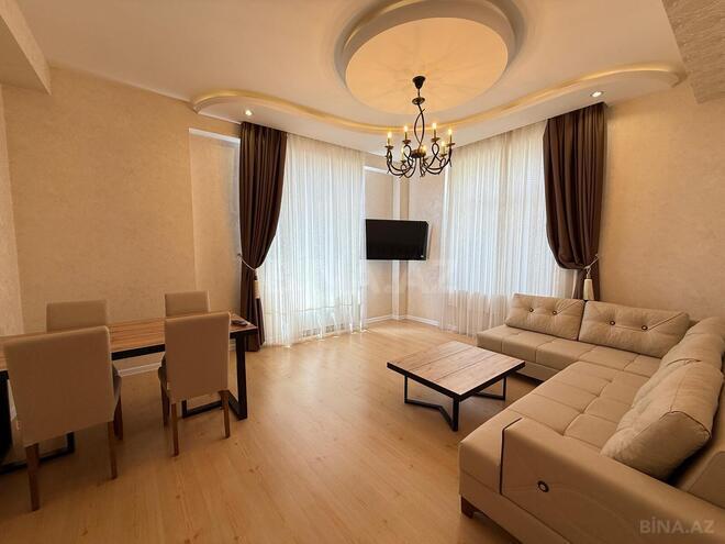 İcarəyə verilir 3 otaqlı yeni tikili 130 m², Ağ şəhər q., photo 3 from 23
