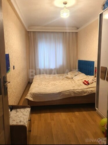 Satılır 3 otaqlı köhnə tikili 75 m², İnşaatçılar m., photo 4 from 11